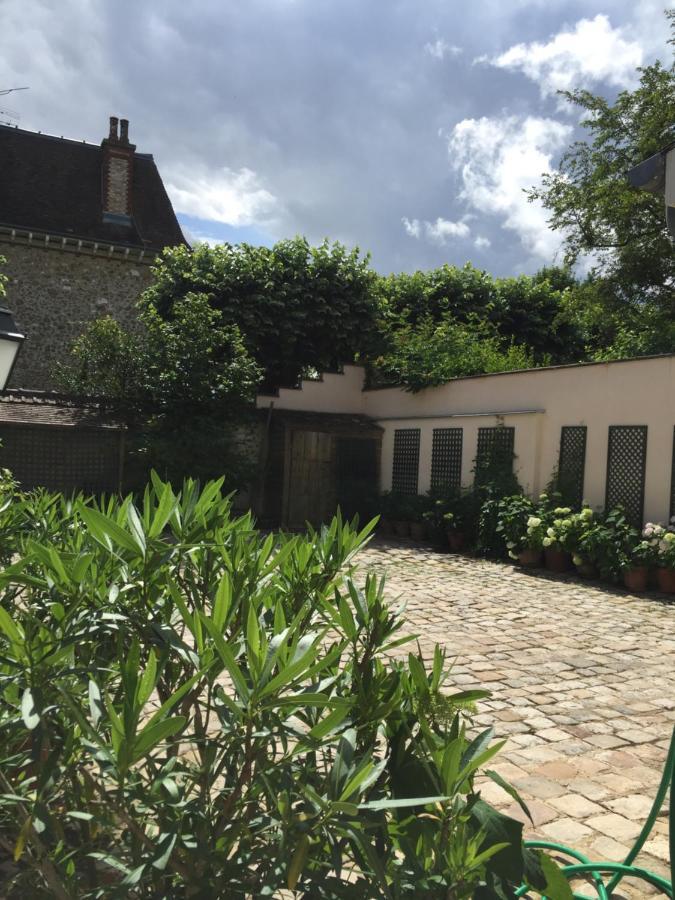 Le Jardin Cathedrale Acomodação com café da manhã Chartres Exterior foto